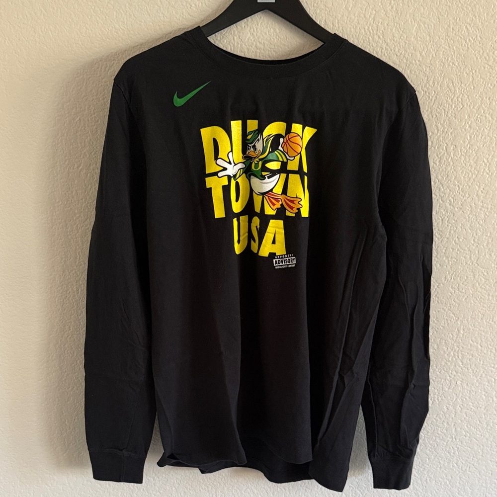 Nike Large Oregon Ducks Basketball Black Long Sleeve Graphic Tee Duck Town USA